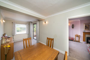 EXTENDED DINING ROOM- click for photo gallery